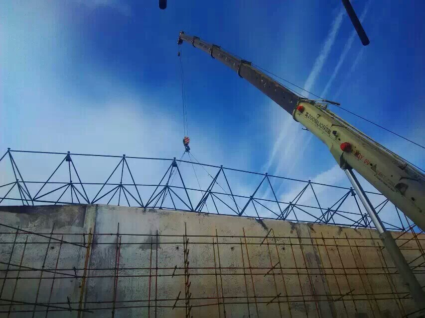 扬中食堂网架结构工程